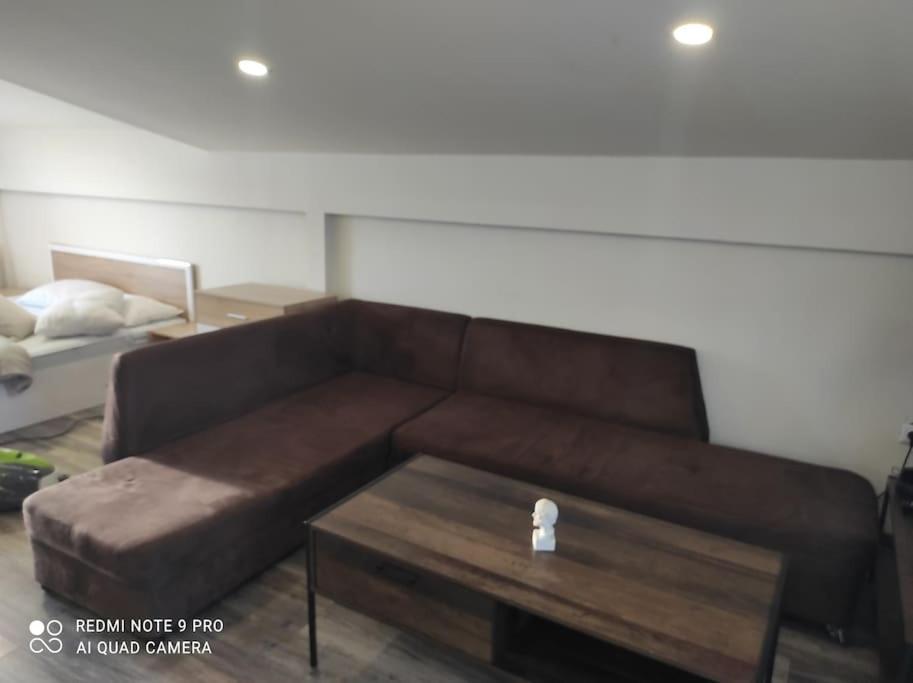 Apartamento Σοφίτα Καλλύνω Tesalónica Exterior foto